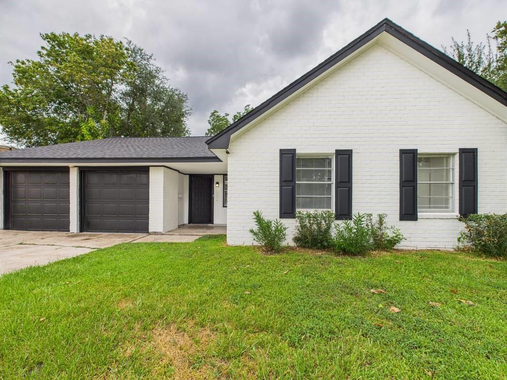 5814 Fontenelle Drive