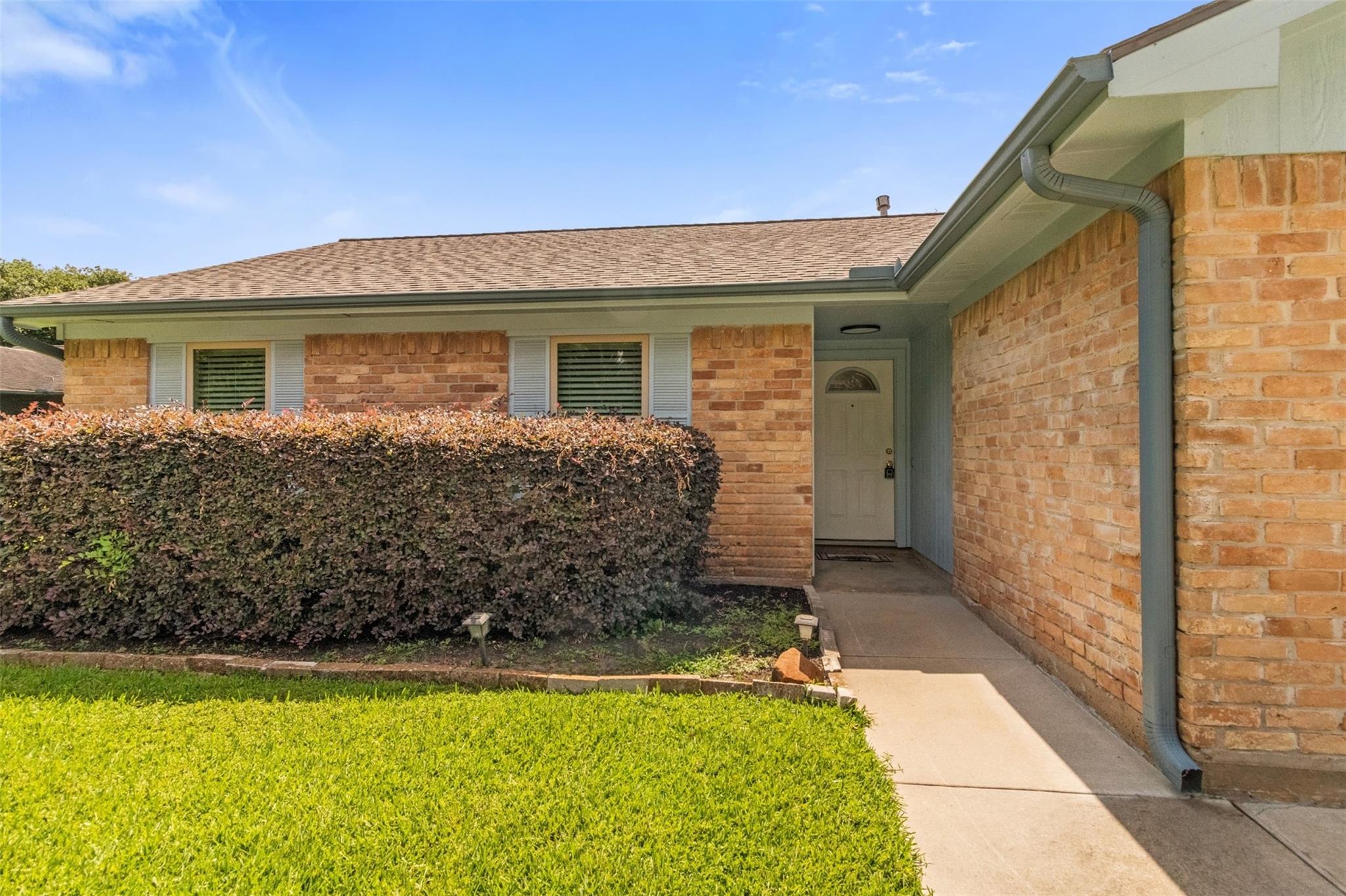 16319 Pitch Pine Drive