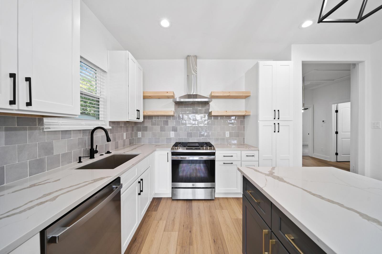 1407 Lauraine Street