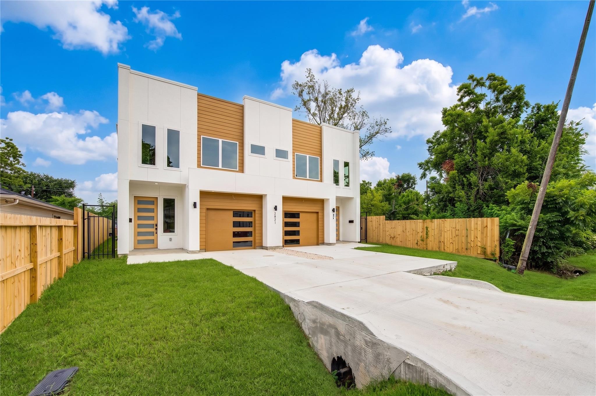 7827 Brandon Street Unit: A/B