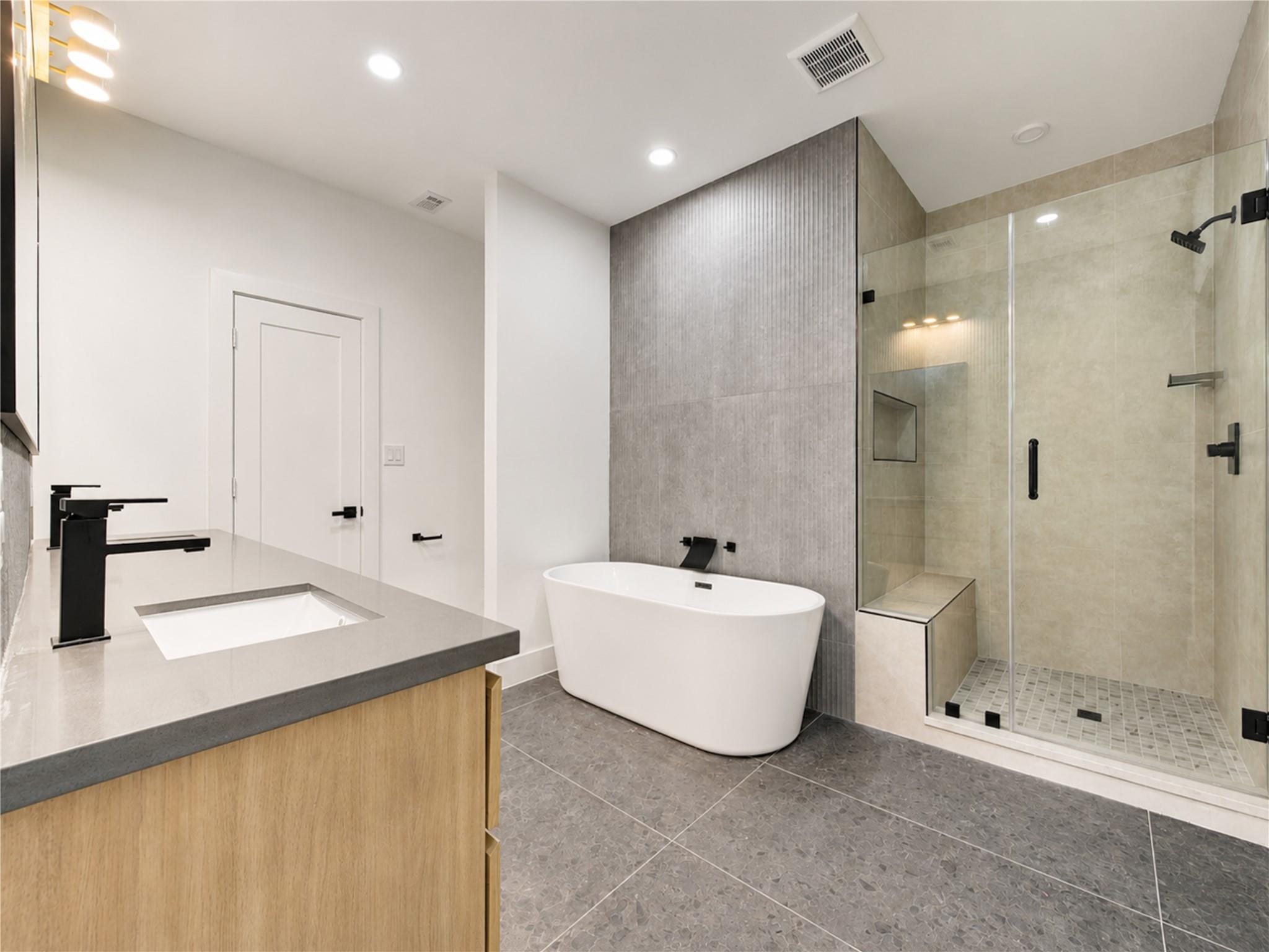 7827 Brandon Street Unit: A/B