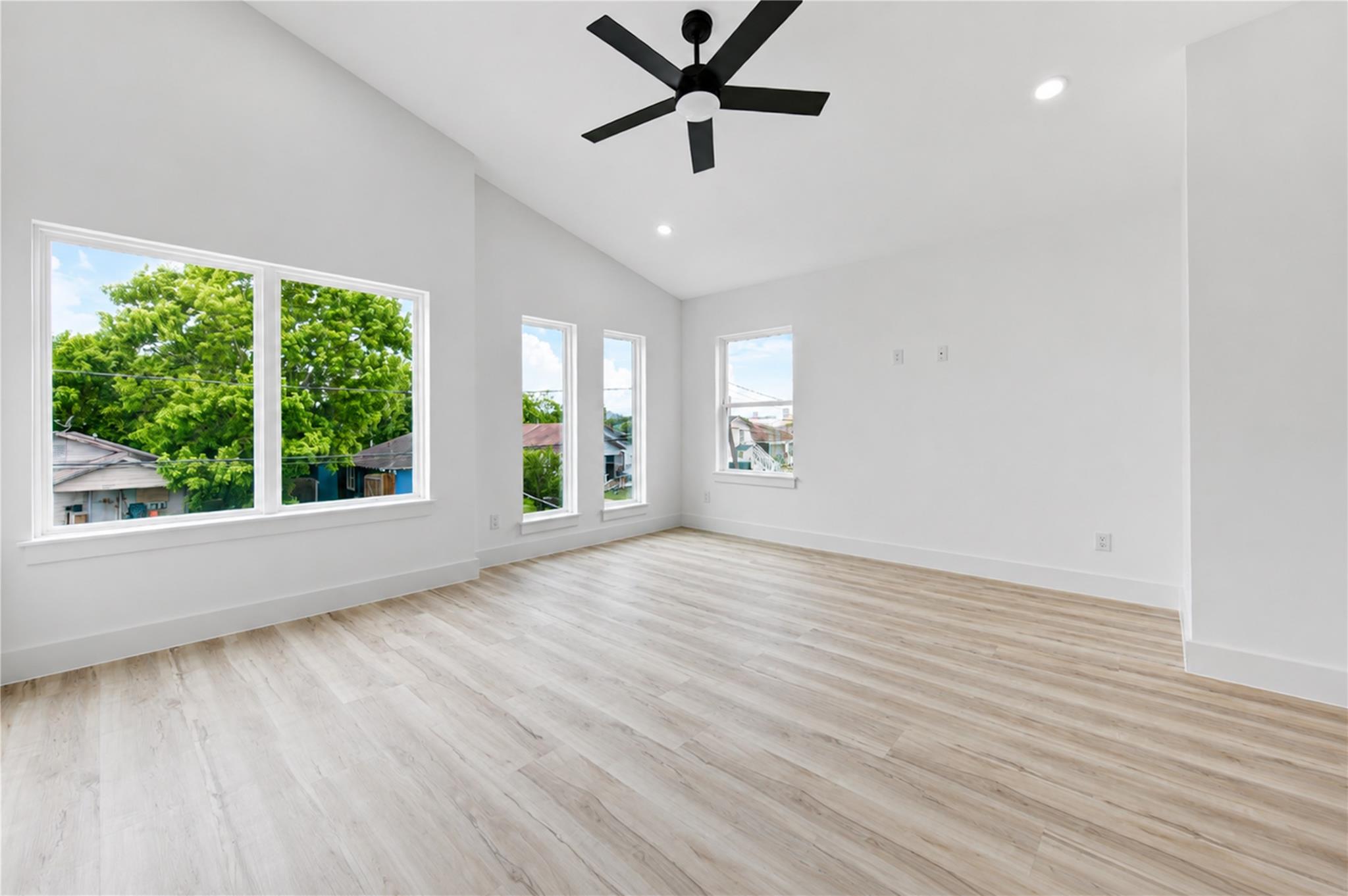 7827 Brandon Street Unit: A/B
