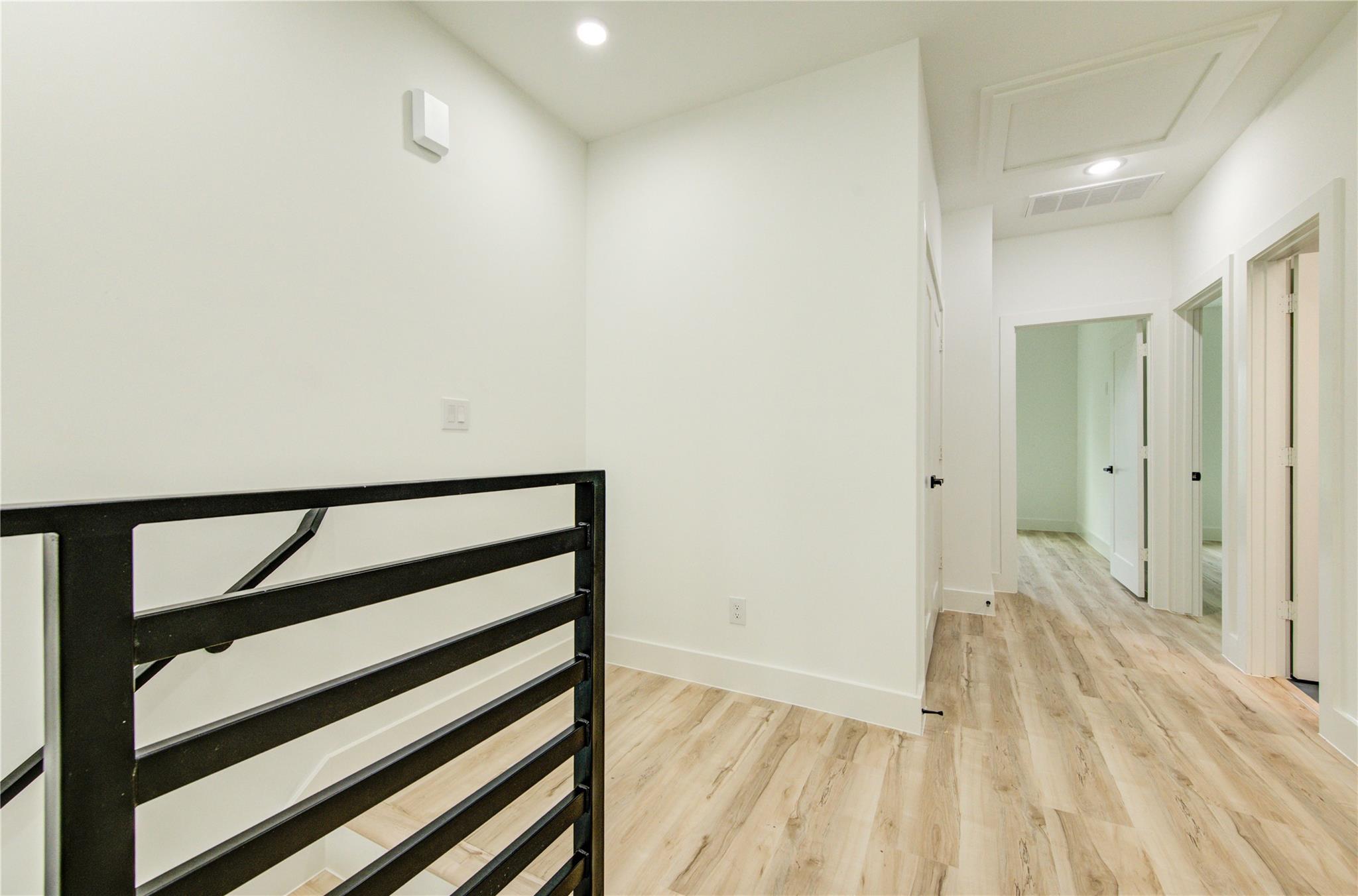 7827 Brandon Street Unit: A/B