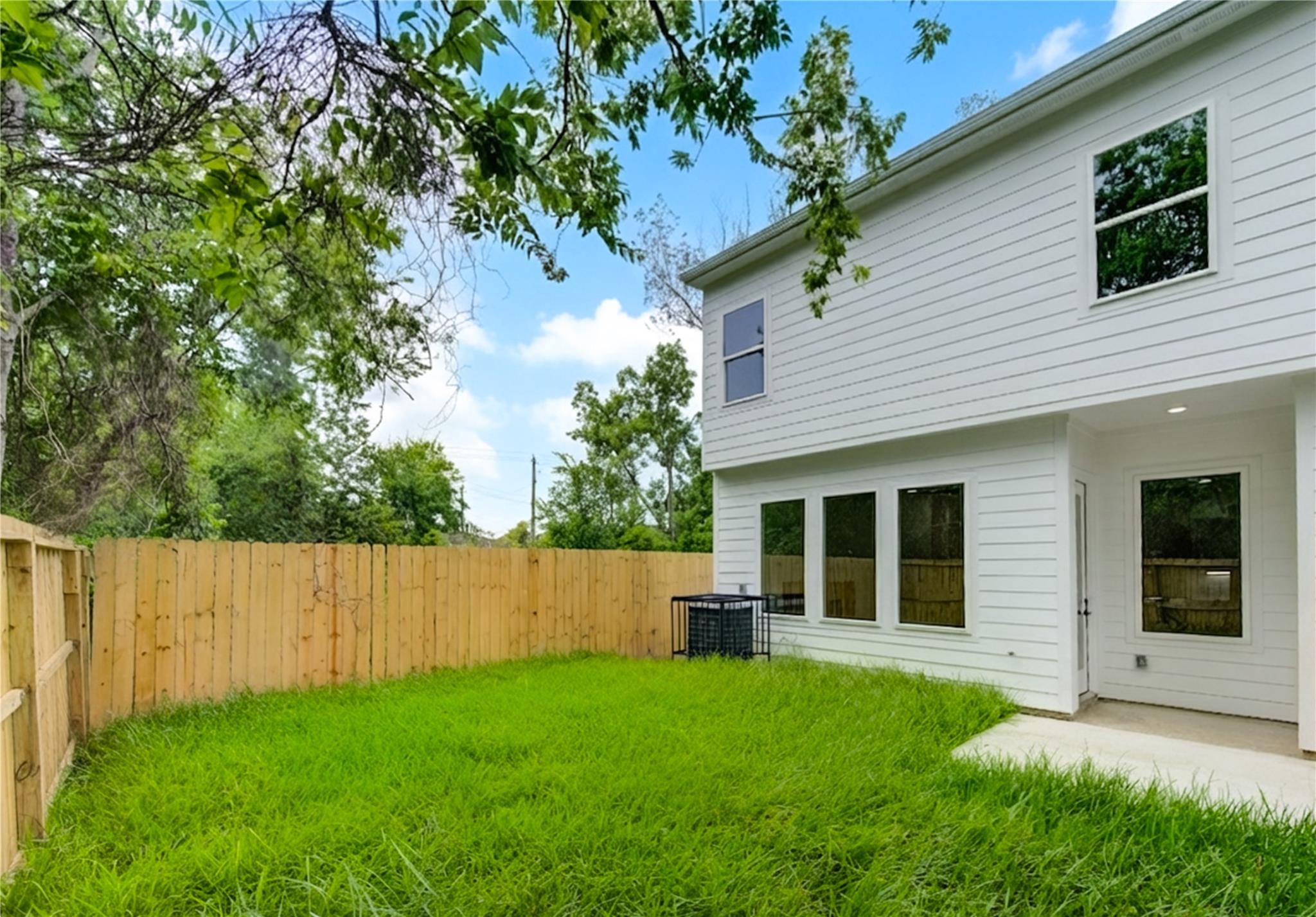 7827 Brandon Street Unit: A/B