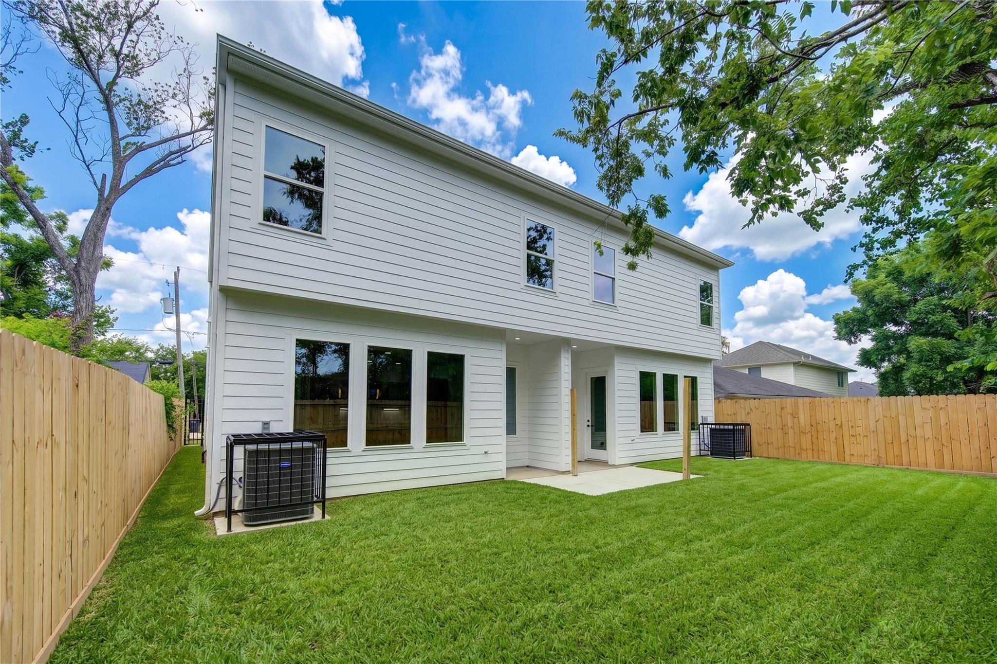 7827 Brandon Street Unit: A/B