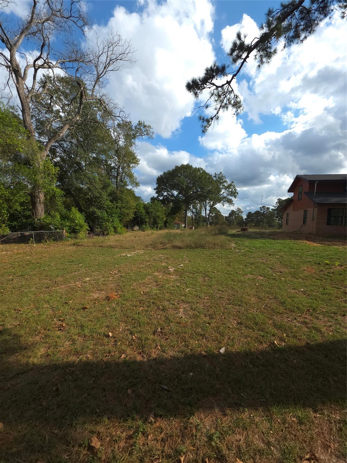 2303 S Fredonia Street