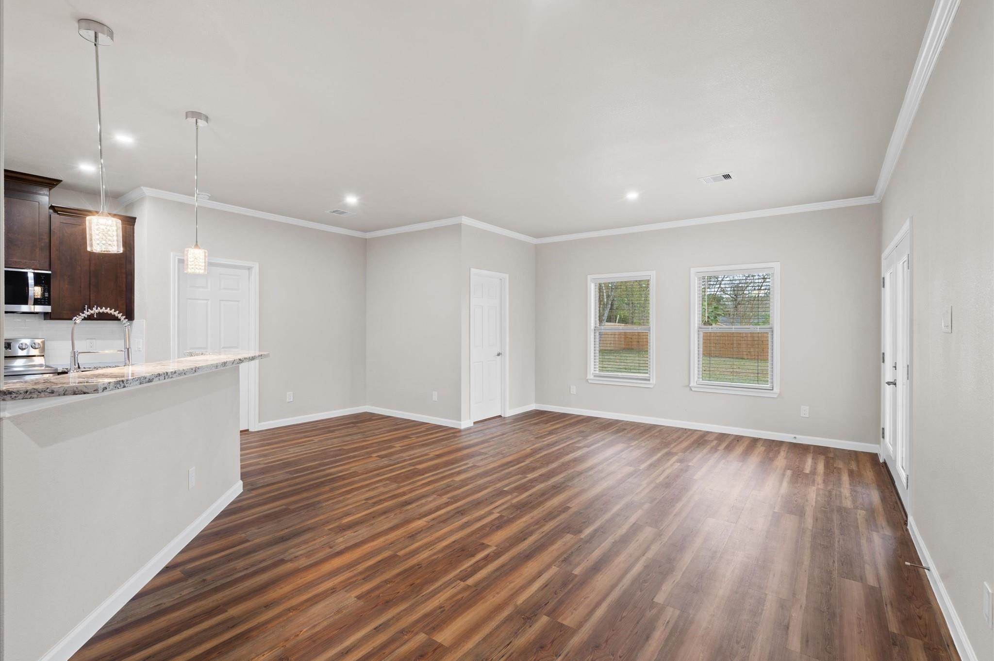 578 Magnolia Point Drive