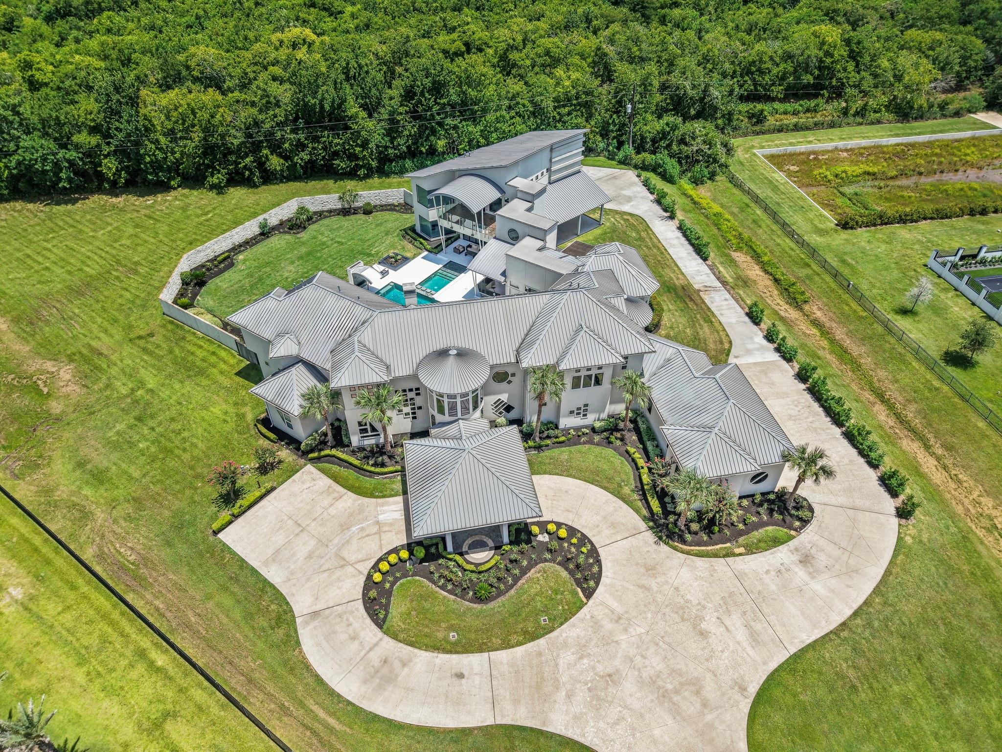 4043 Maranatha Drive, Sugar Land