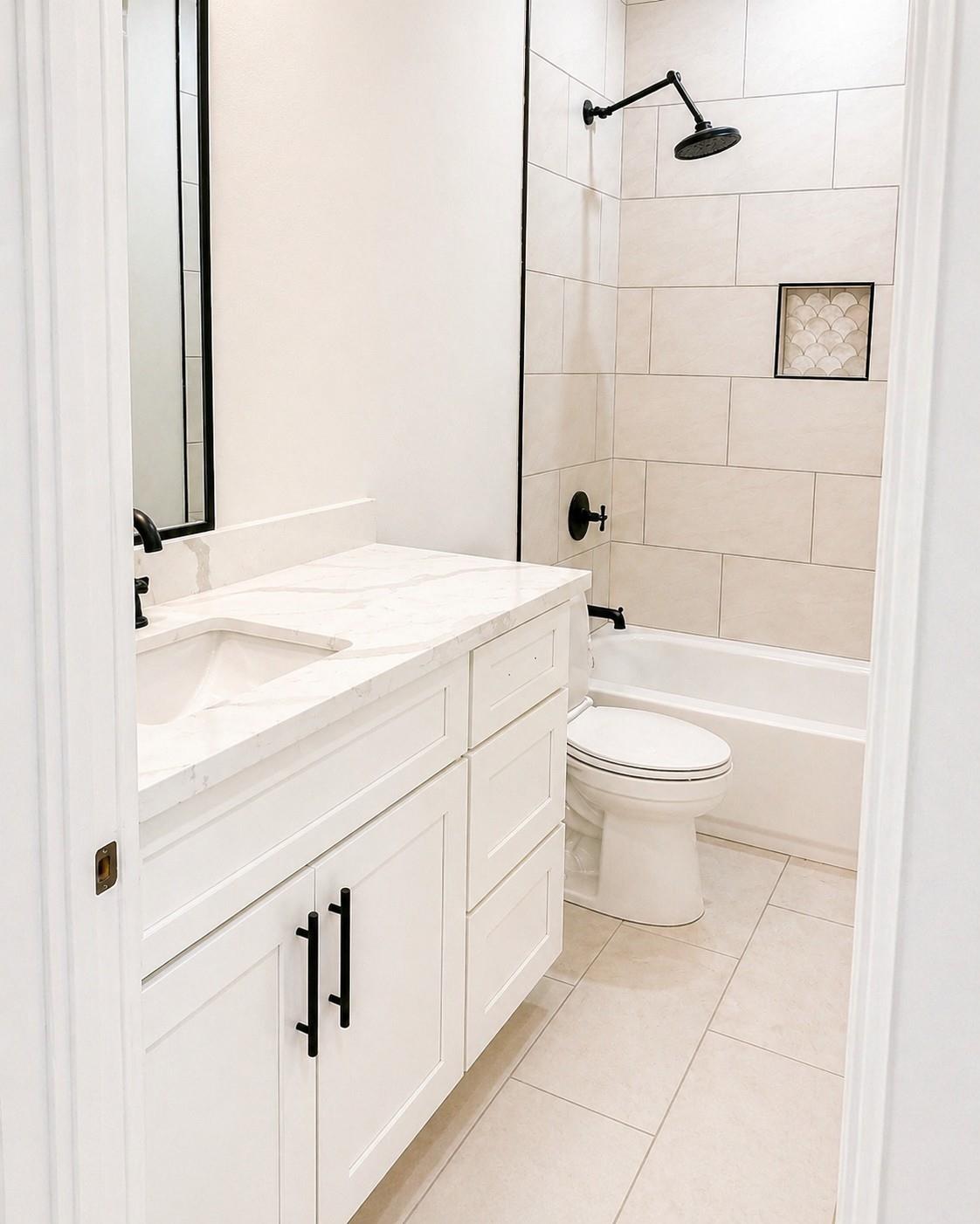 8206 Colonial Lane