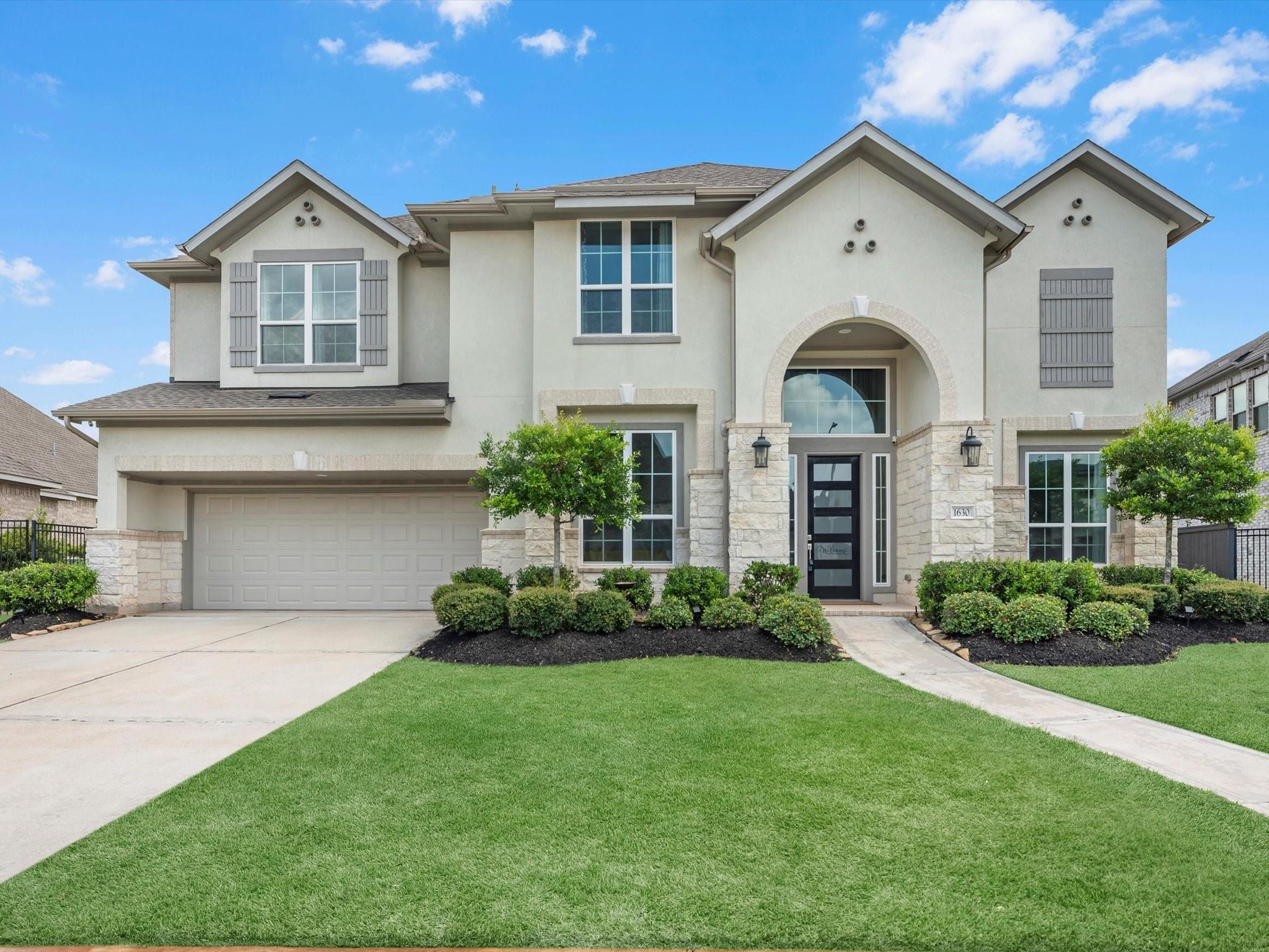 1630 Yellow Iris Trail