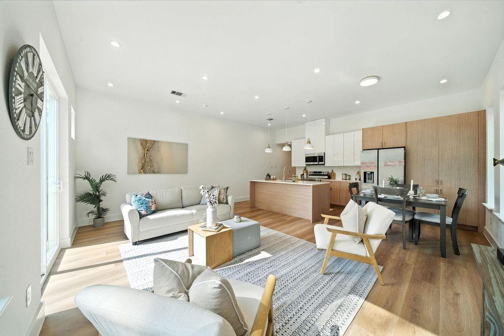 8114 Count Street Unit: A/B