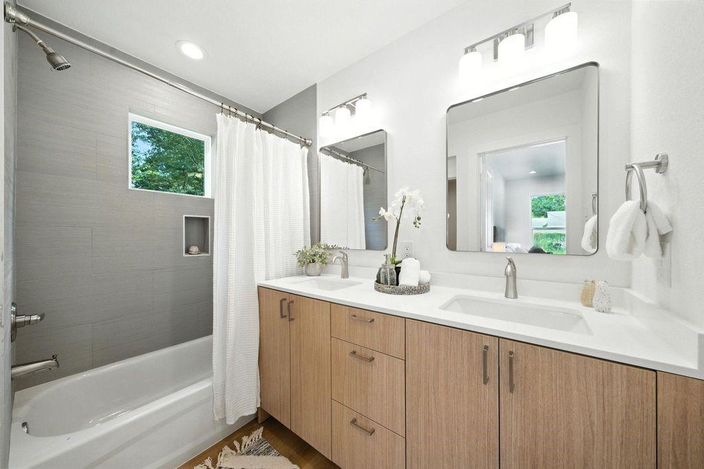 8114 Count Street Unit: A/B