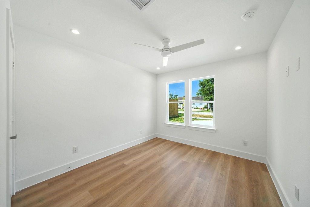8114 Count Street Unit: A/B