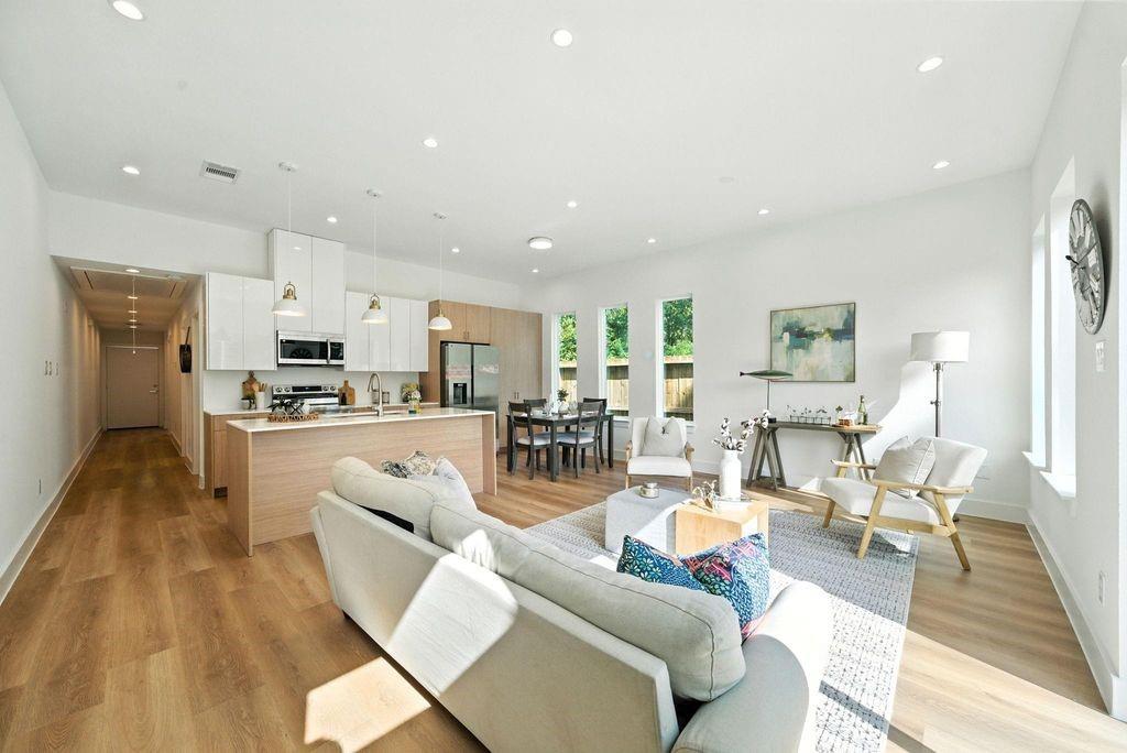 8114 Count Street Unit: A/B