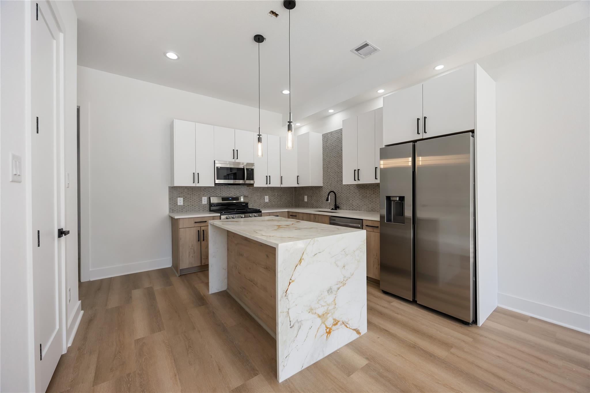 7961 Henson Street Unit: A/B