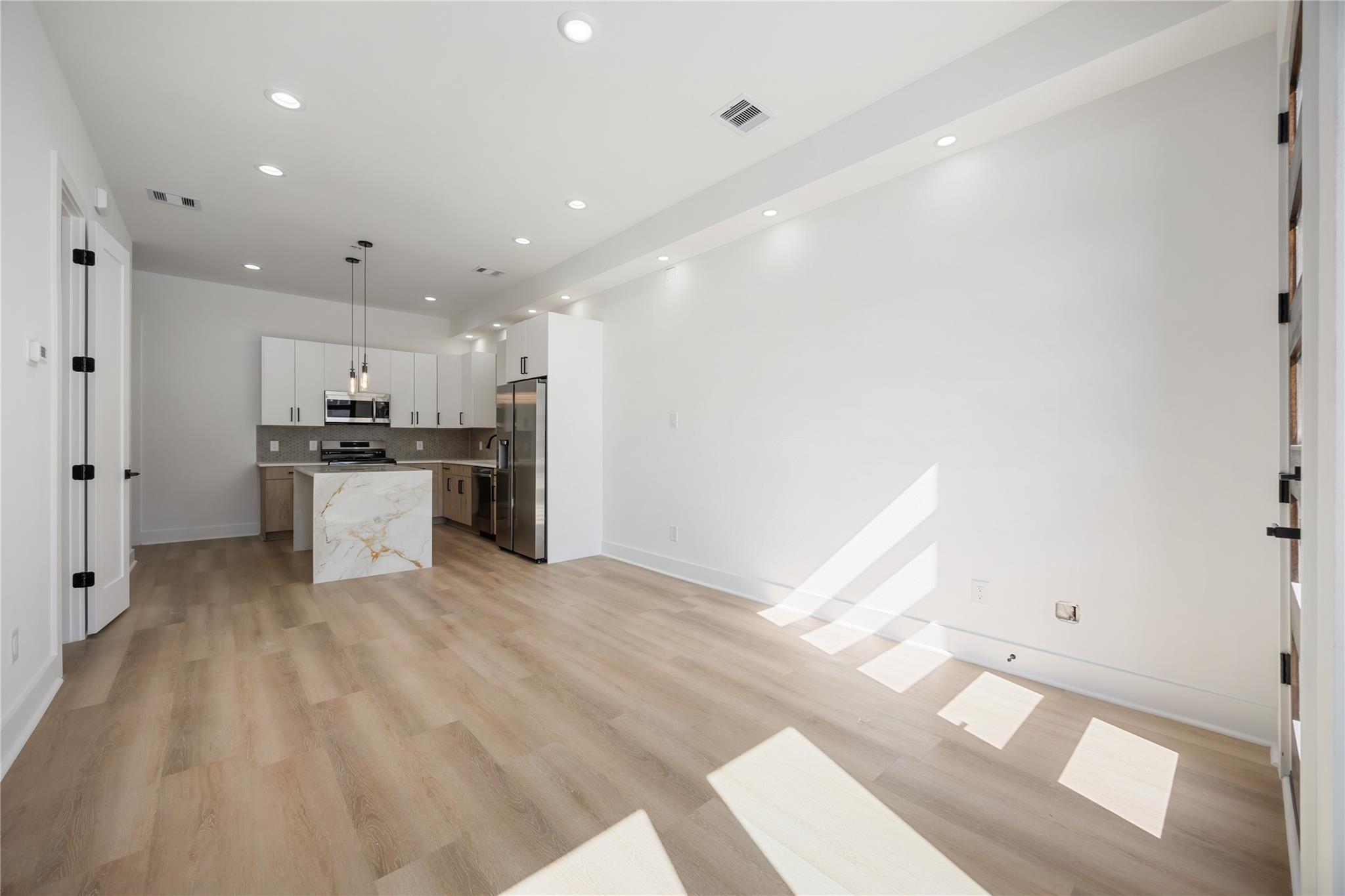 7961 Henson Street Unit: A/B