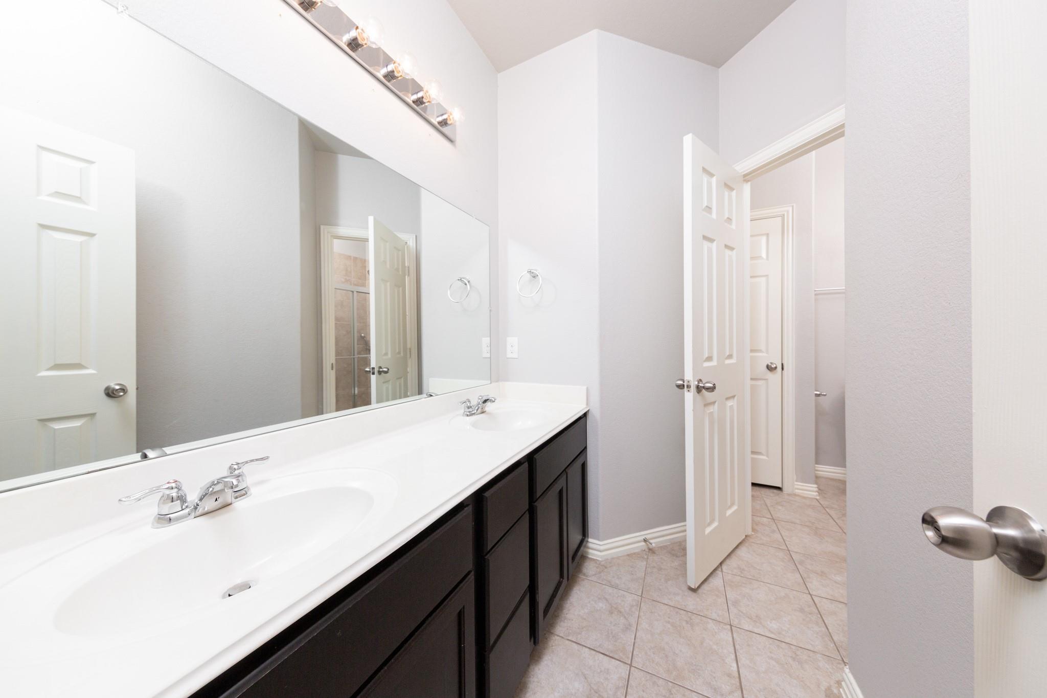 5539 Jay Thrush Drive