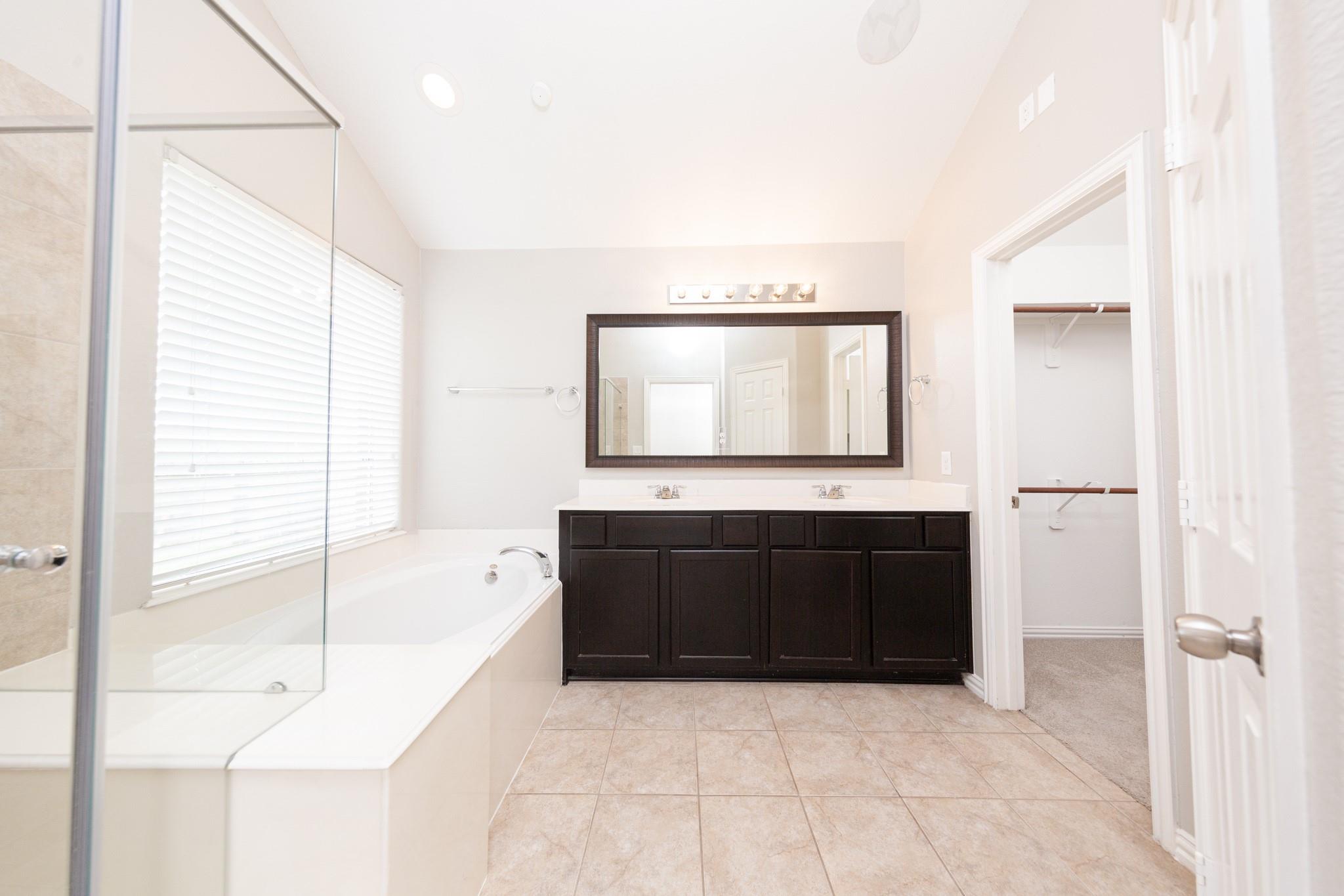 5539 Jay Thrush Drive