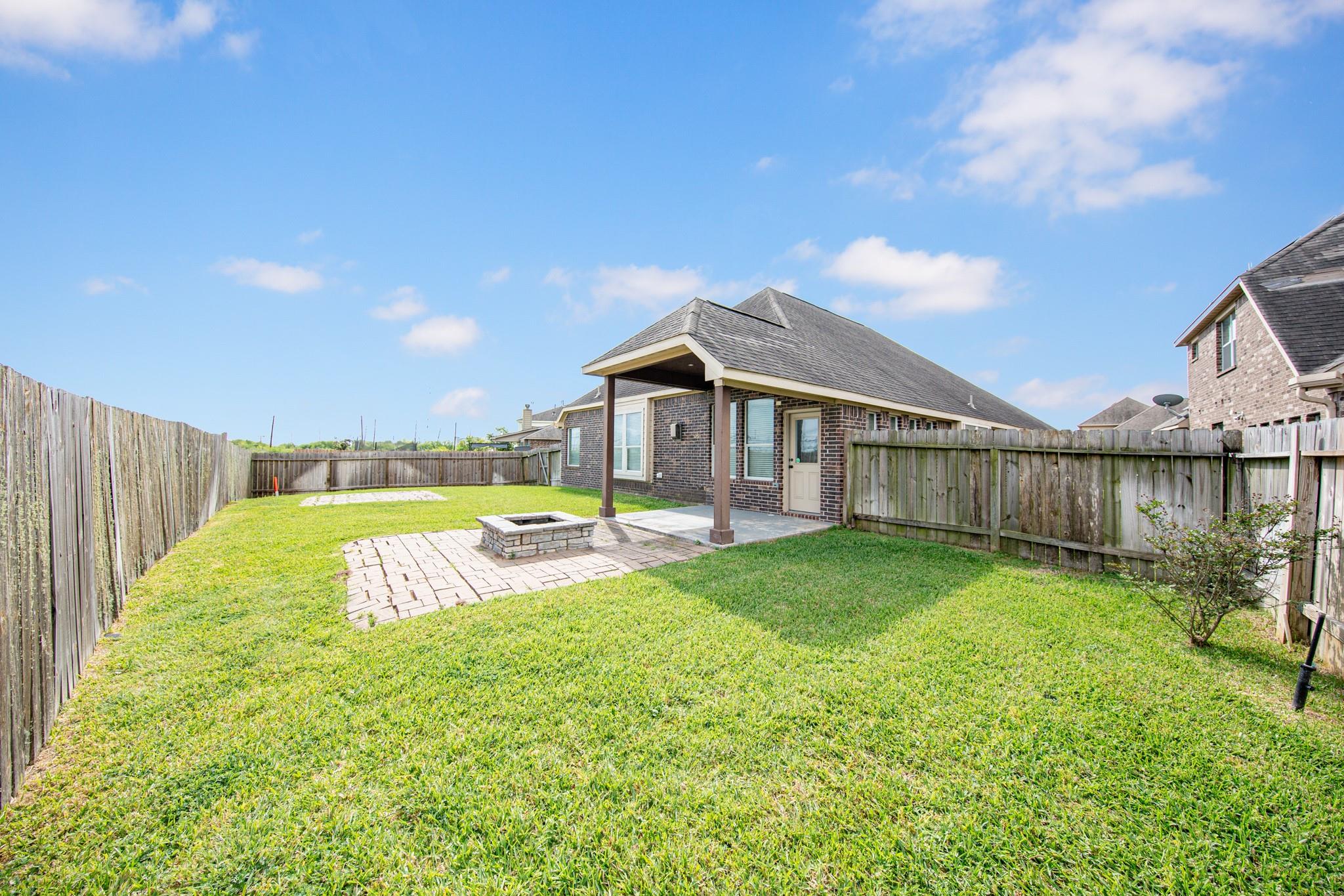 5539 Jay Thrush Drive