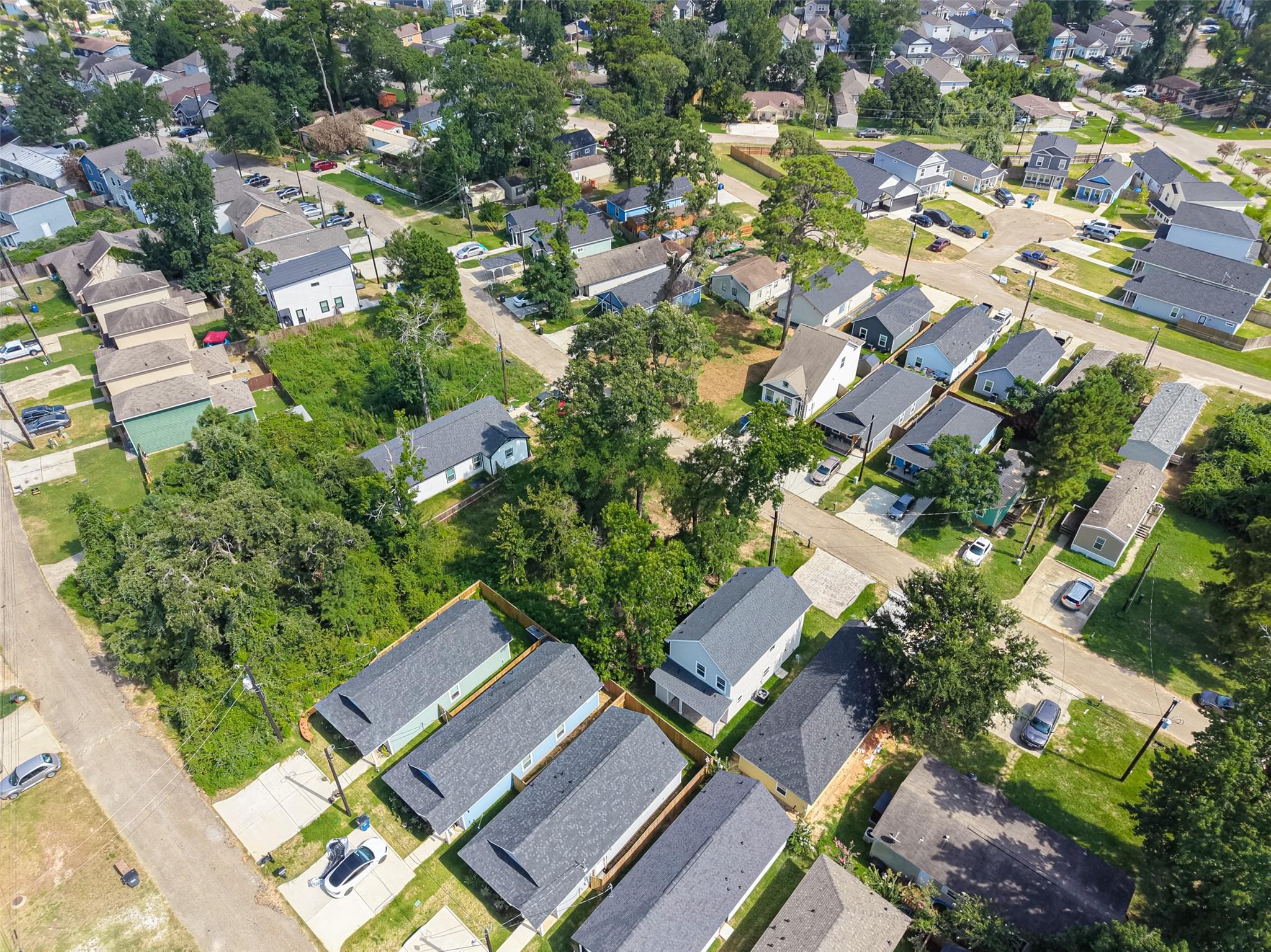16708 E Ivanhoe