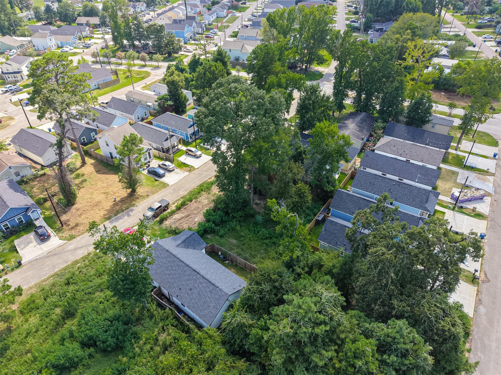 16708 E Ivanhoe