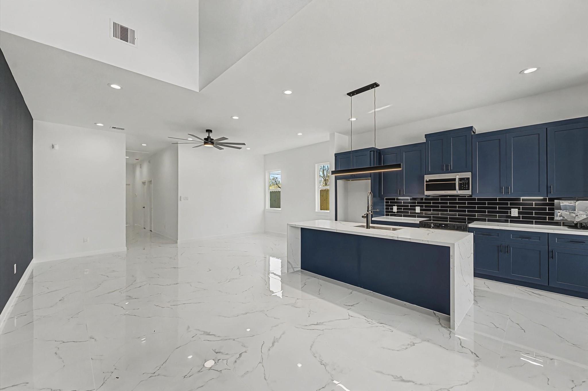 5034 Pershing Street # B