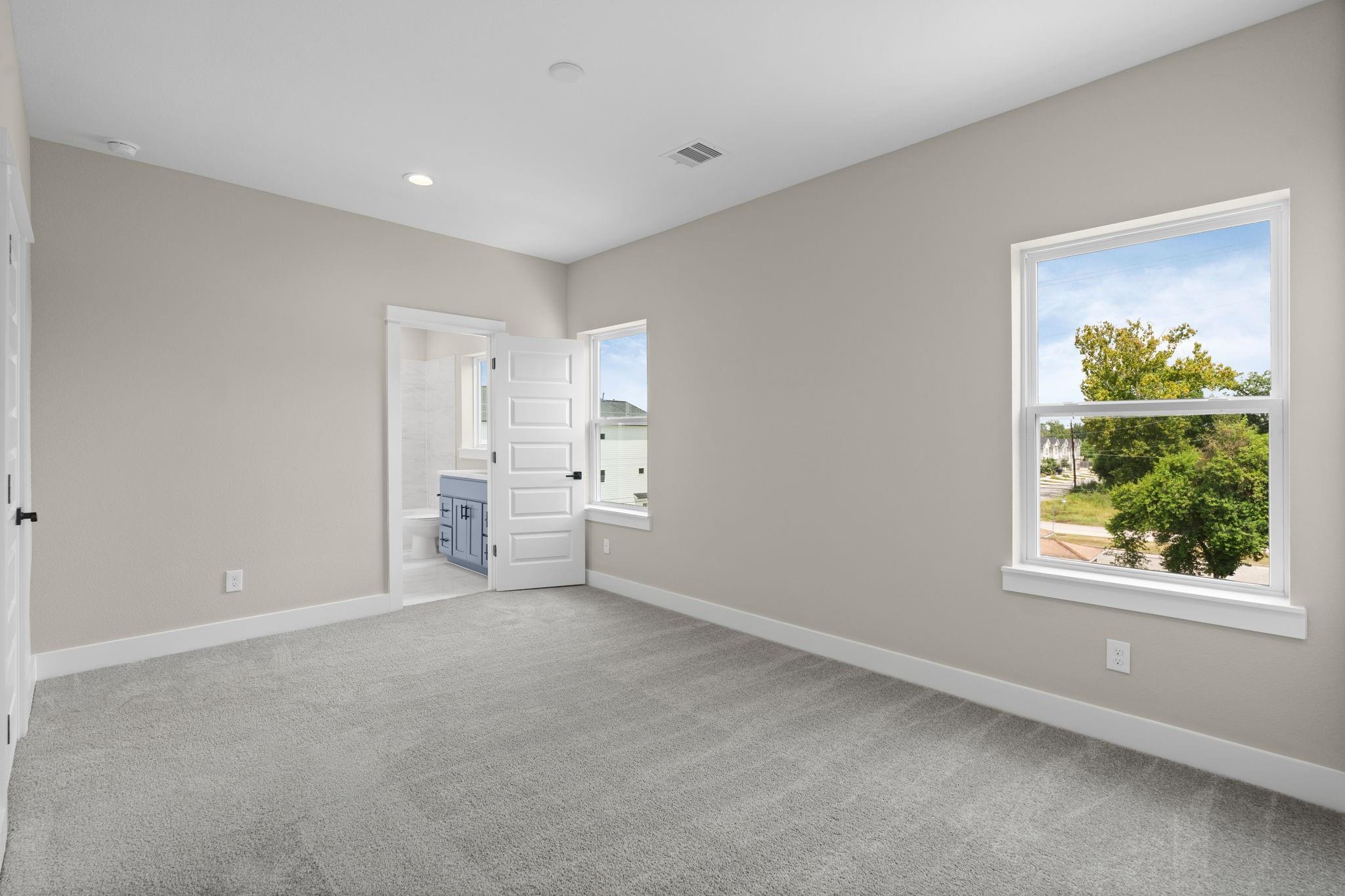 5824 Highland Sun Lane
