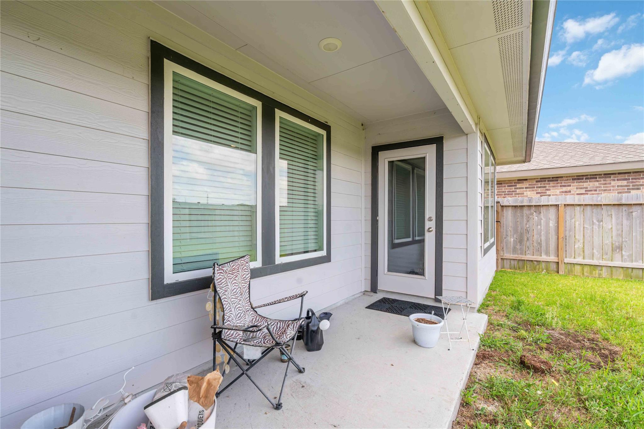 7730 Robert Lane