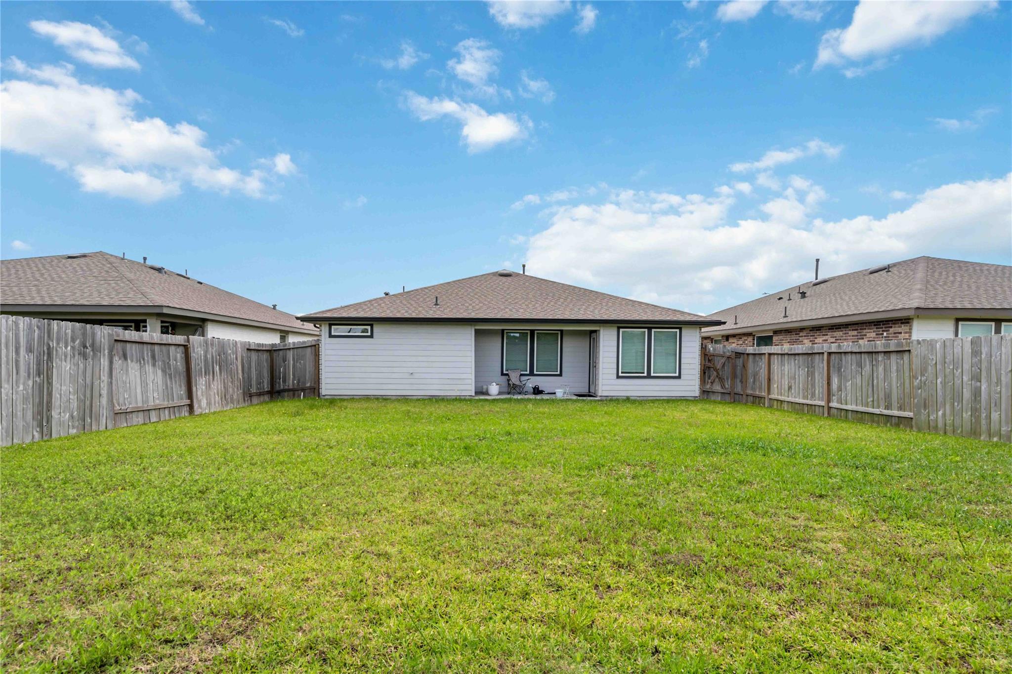 7730 Robert Lane