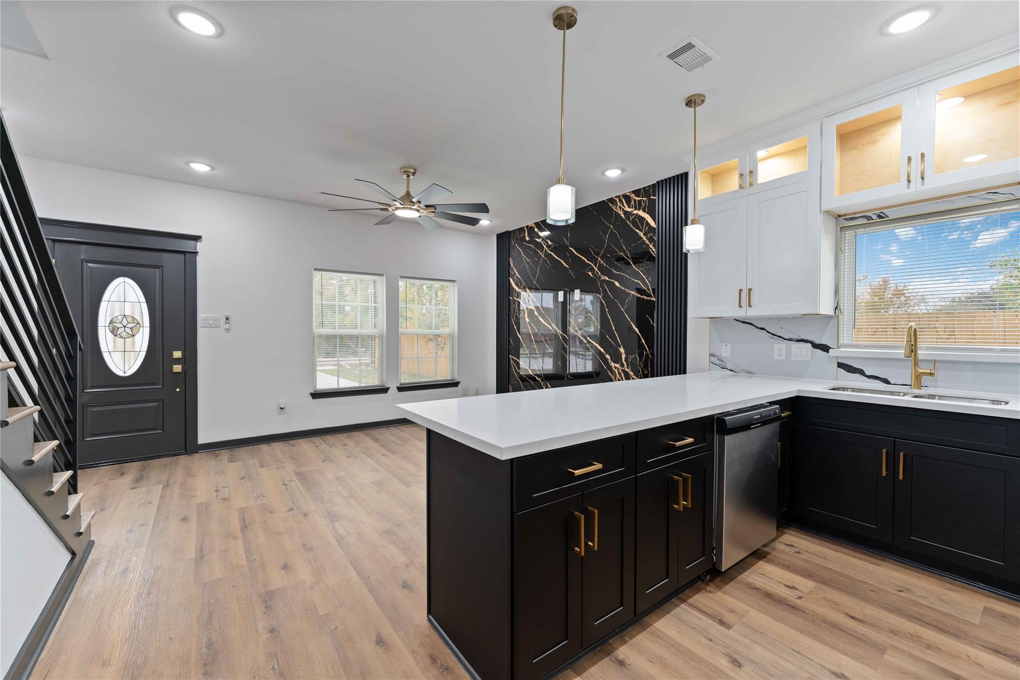 8008 Birmingham Street Unit: A/B