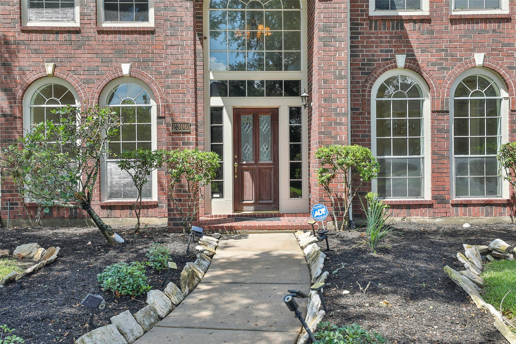 2306 Sparrow Branch Court