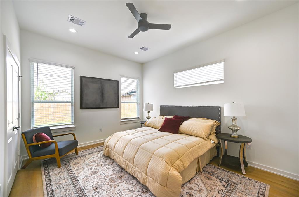 4009 New Orleans Street Unit: A/B