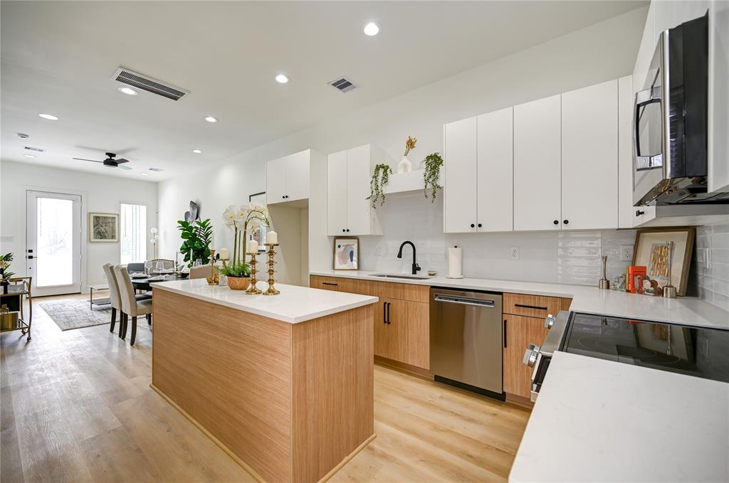 4009 New Orleans Street Unit: A/B