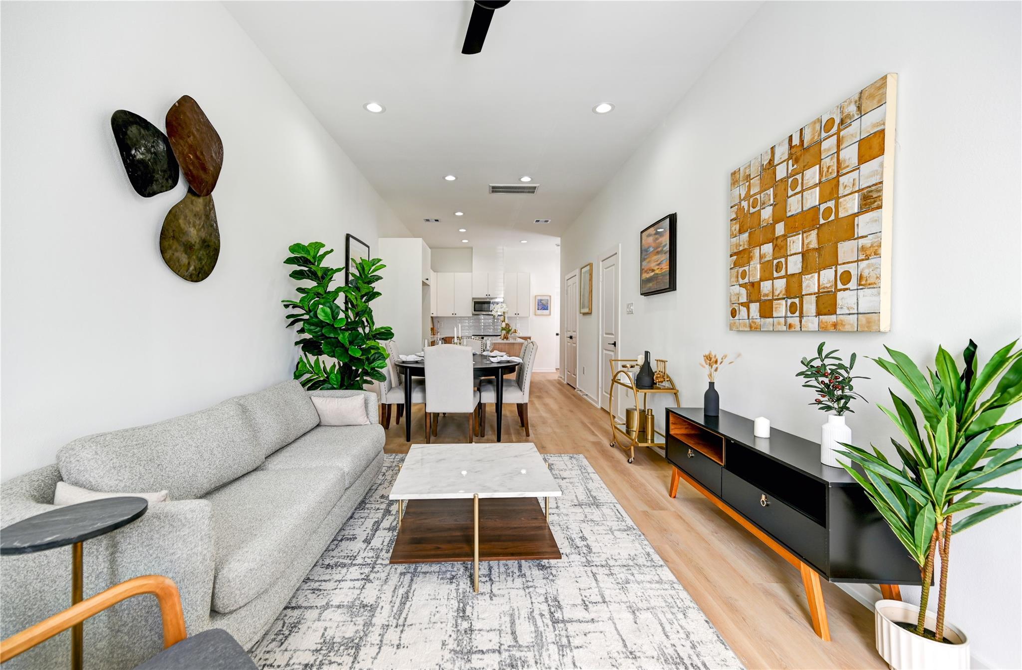 4009 New Orleans Street Unit: A/B