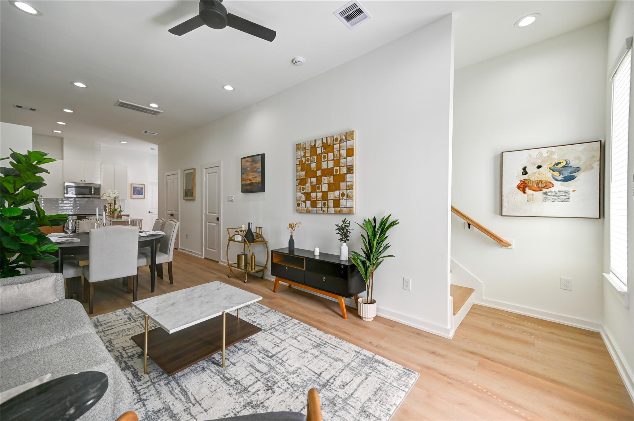 4009 New Orleans Street Unit: A/B