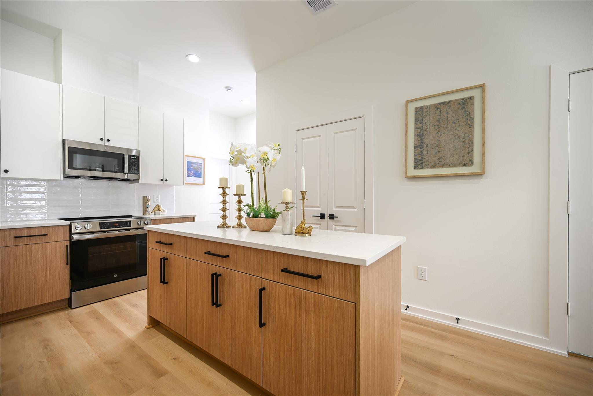 4009 New Orleans Street Unit: A/B