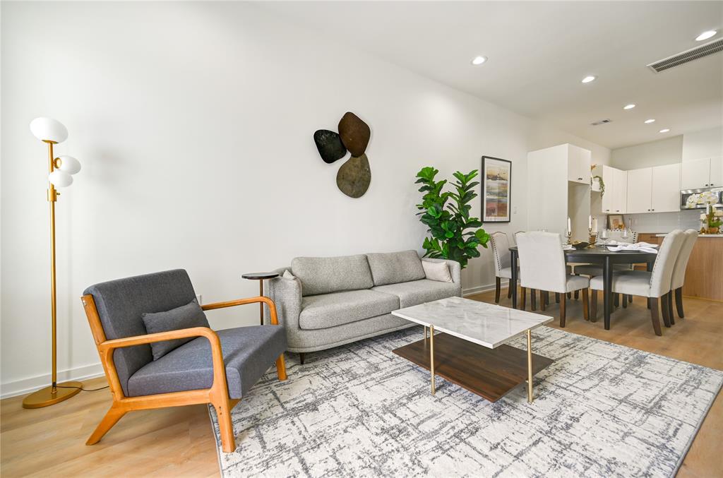 4009 New Orleans Street Unit: A/B