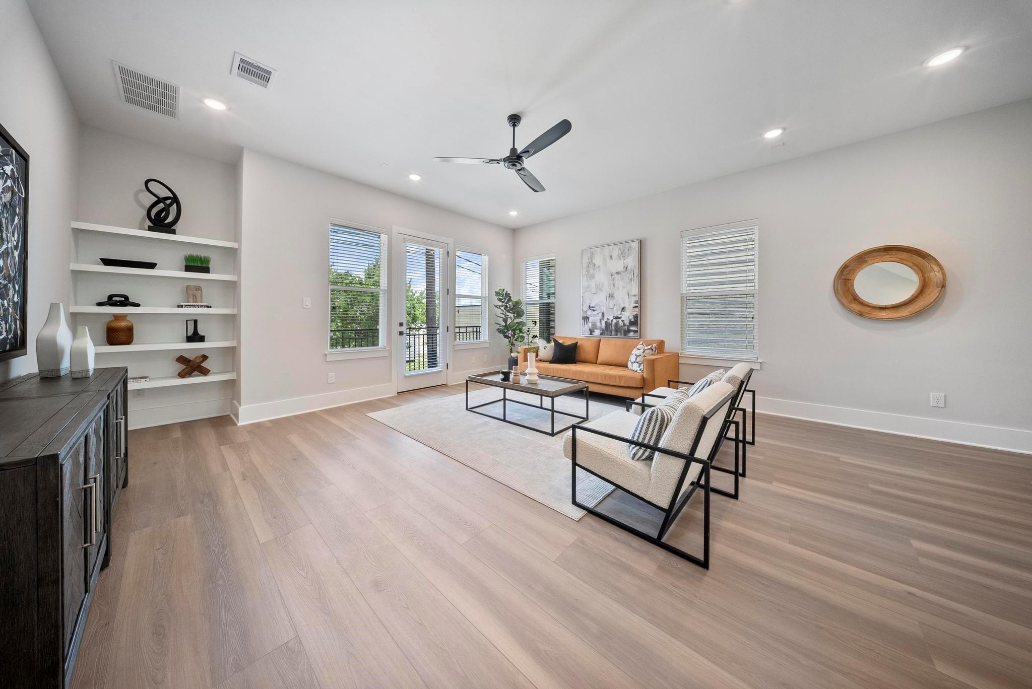 3512 Piney Woods Dr