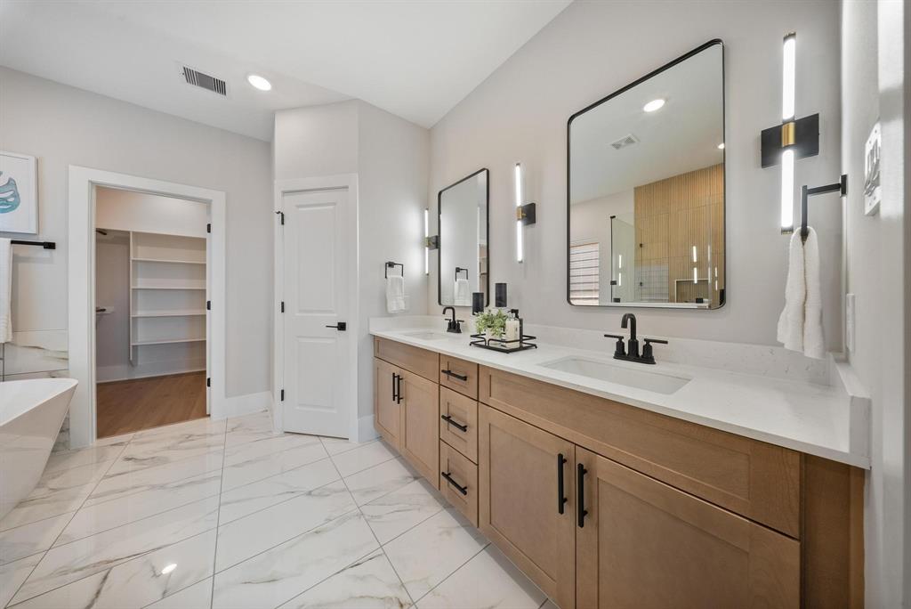 3512 Piney Woods Dr