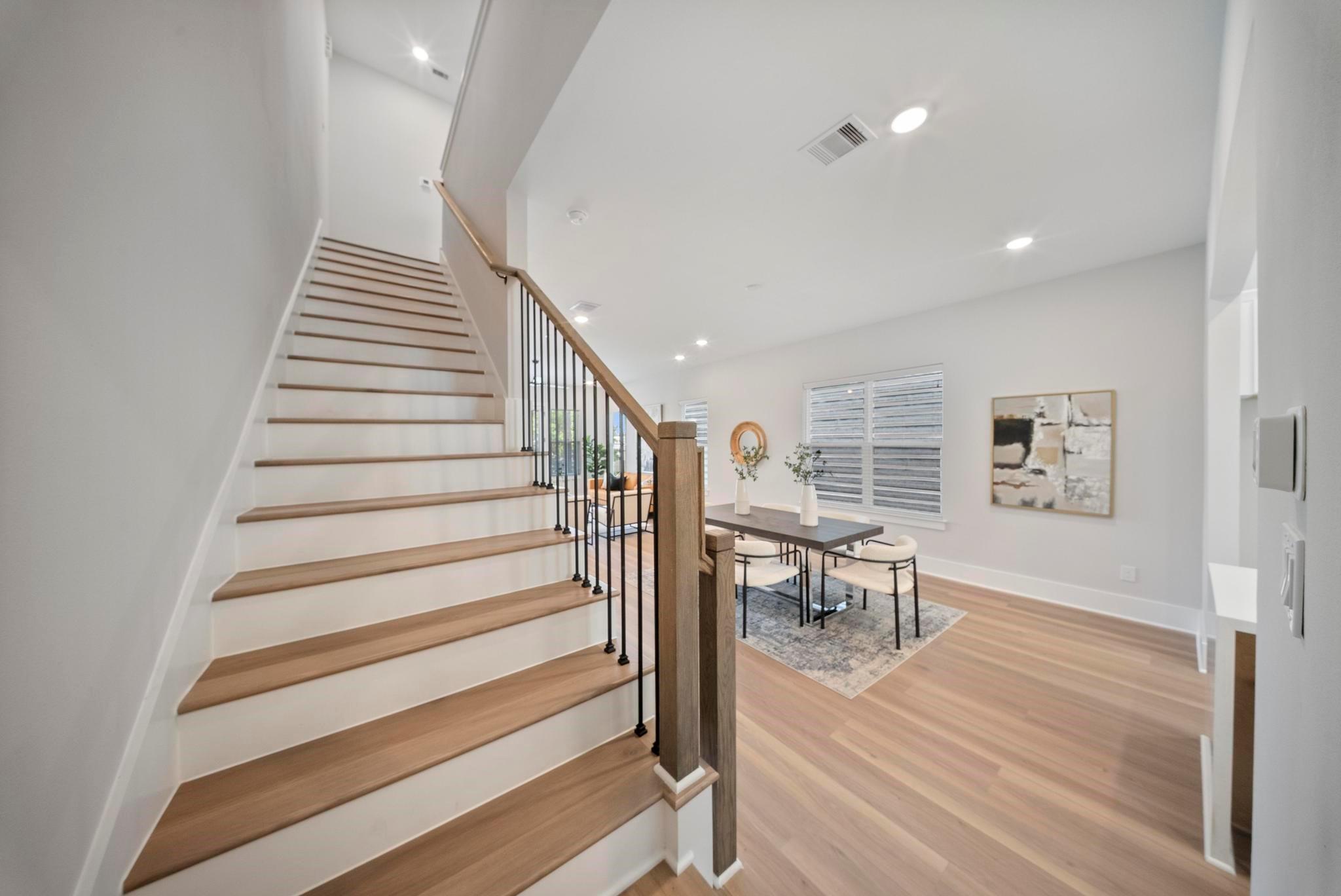 3512 Piney Woods Dr