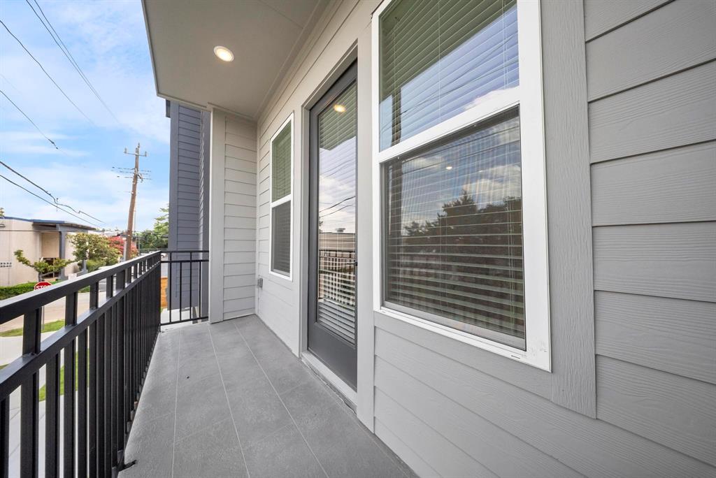 3512 Piney Woods Dr