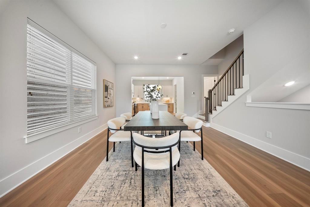 3512 Piney Woods Dr