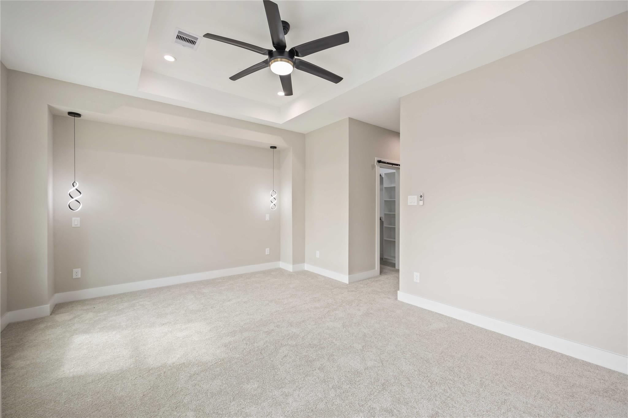 8015 Venus Street Unit: A/B