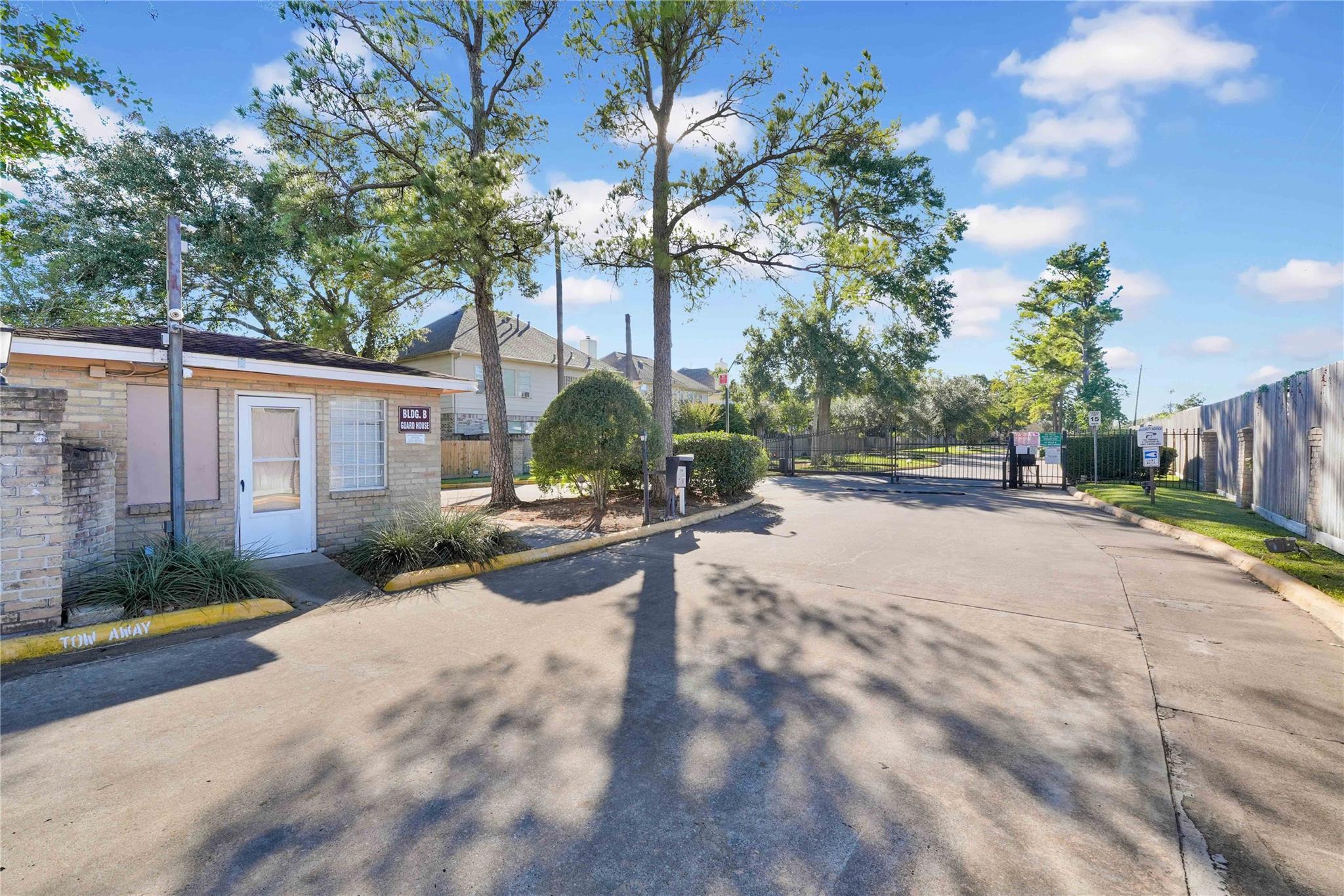 2800 Jeanetta Street # 1013