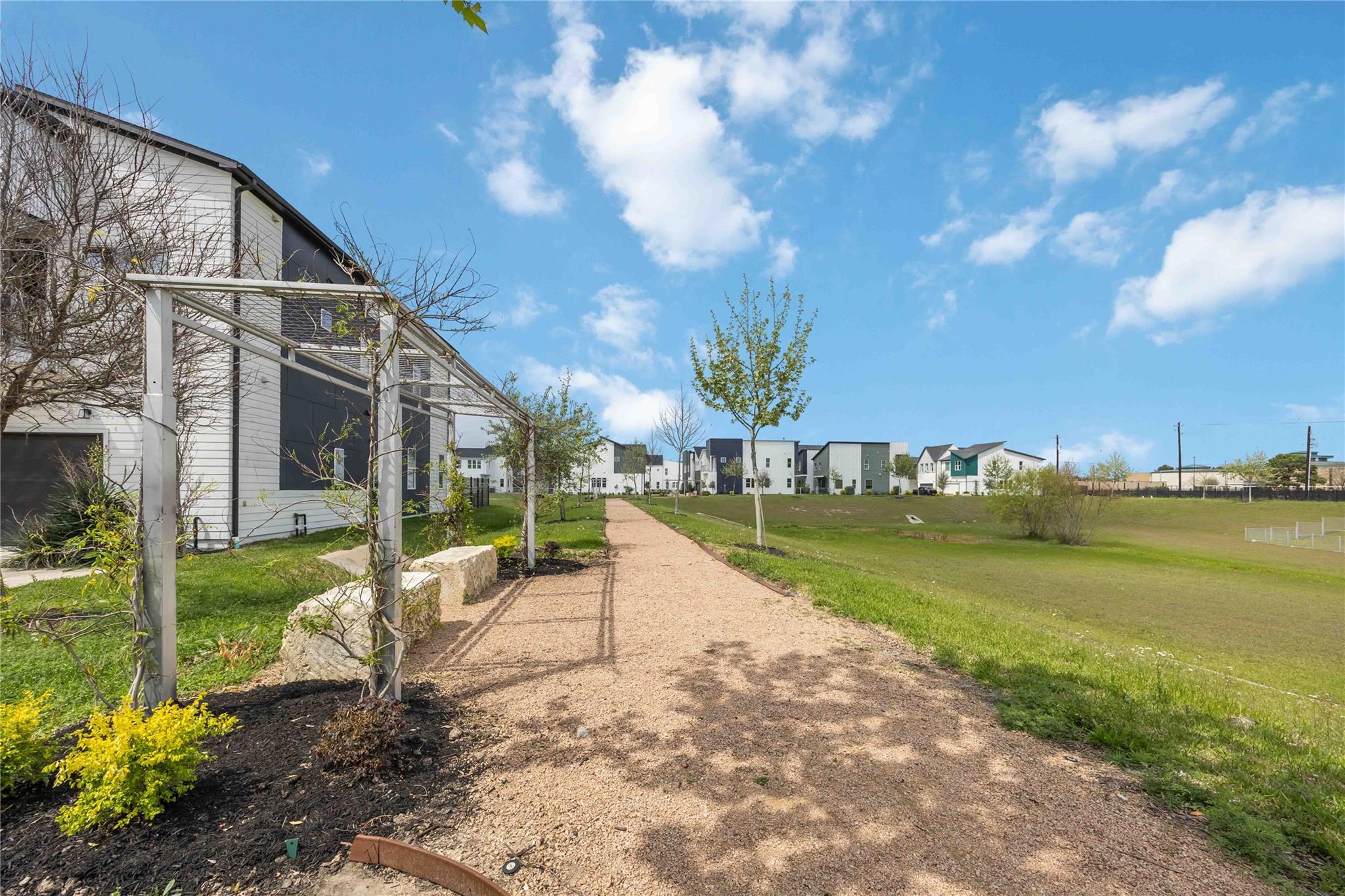 3406 Asher Landing Ln