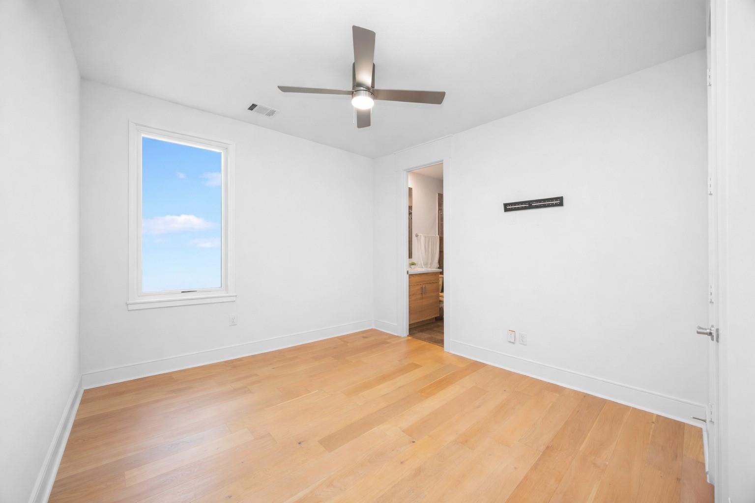 3406 Asher Landing Ln