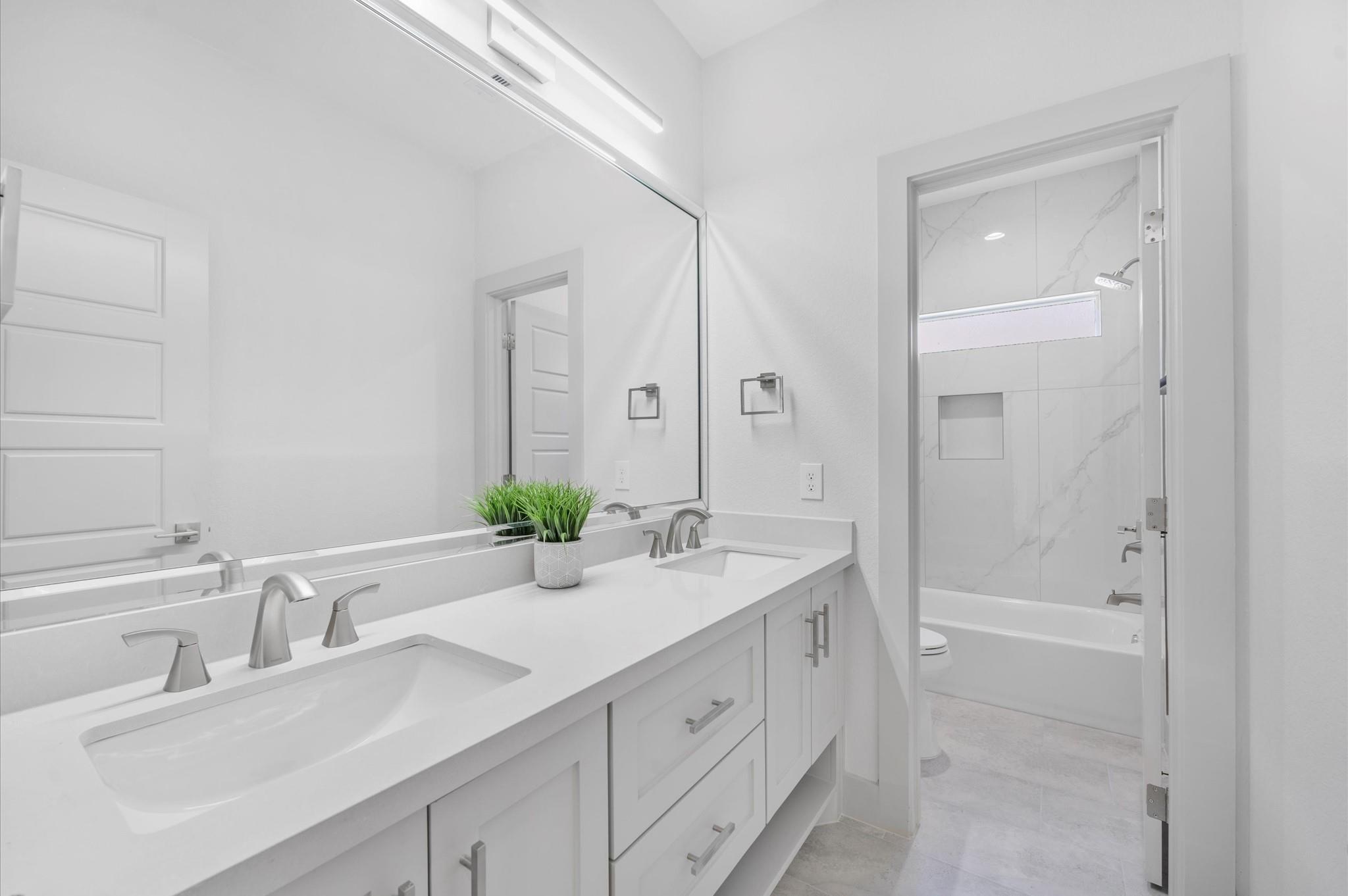 79 Road 6606, Dayton