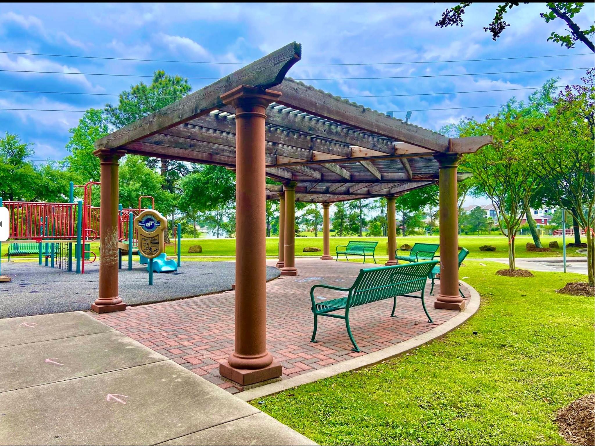 24223 Pinecreek Point