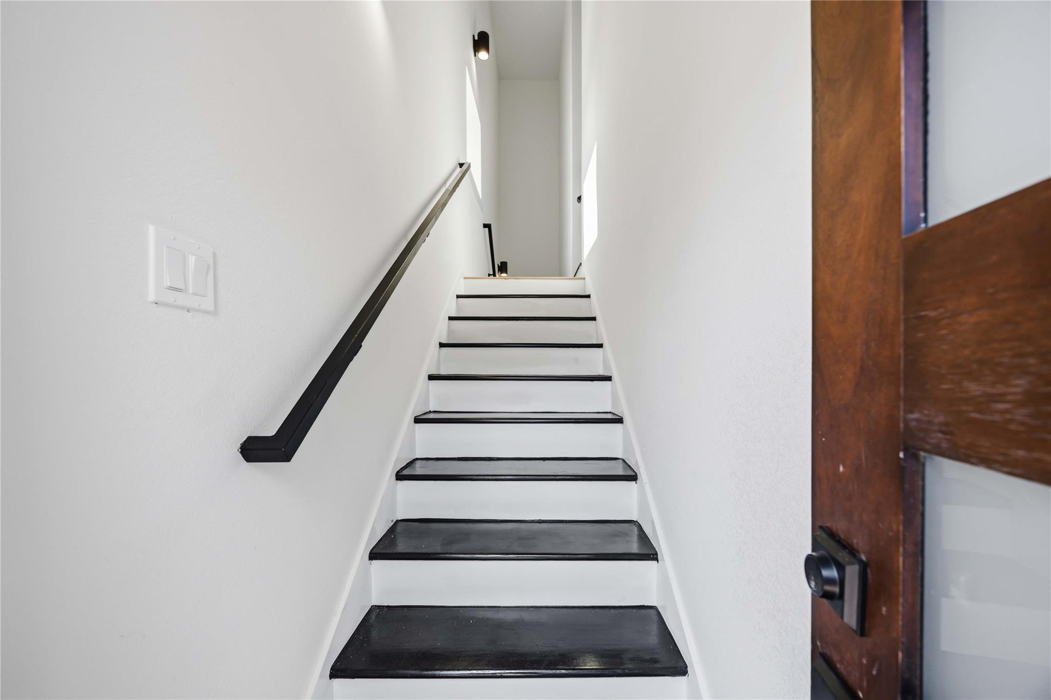 902 Ringold Street Unit: A/B