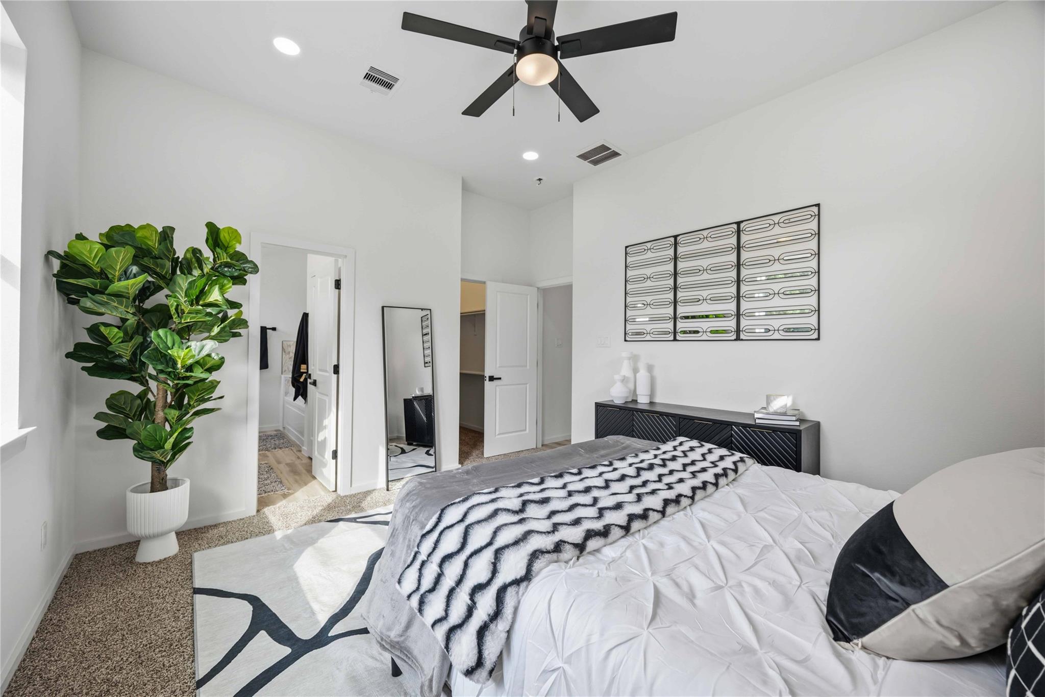 902 Ringold Street Unit: A/B